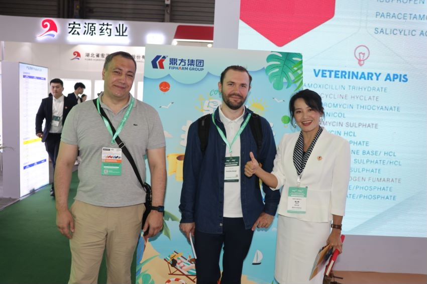 创世红海亮相上海CPHI